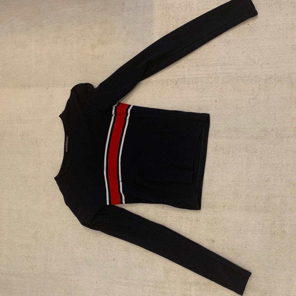 RARE BRANDY MELVILLE SWEATER